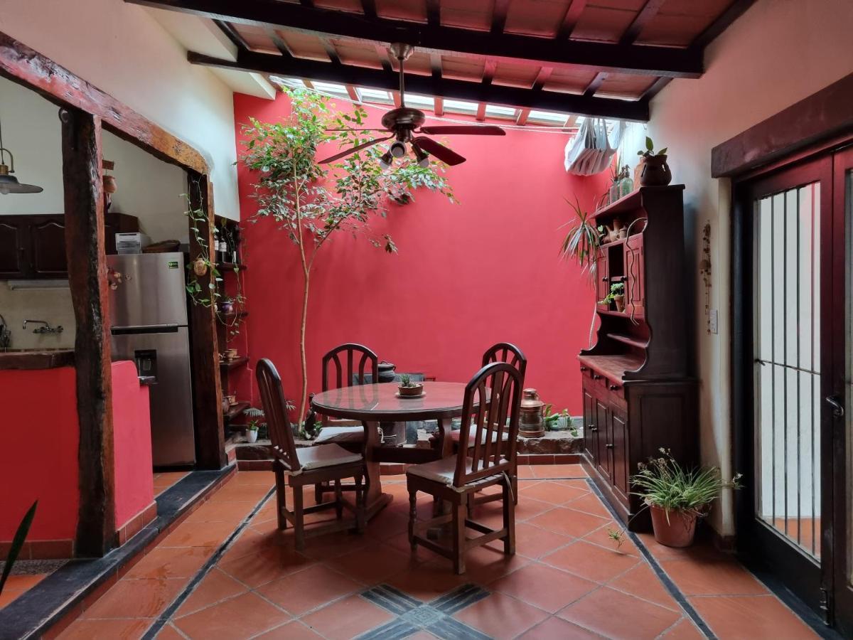 Hostal Las Rosas Salta Exteriör bild