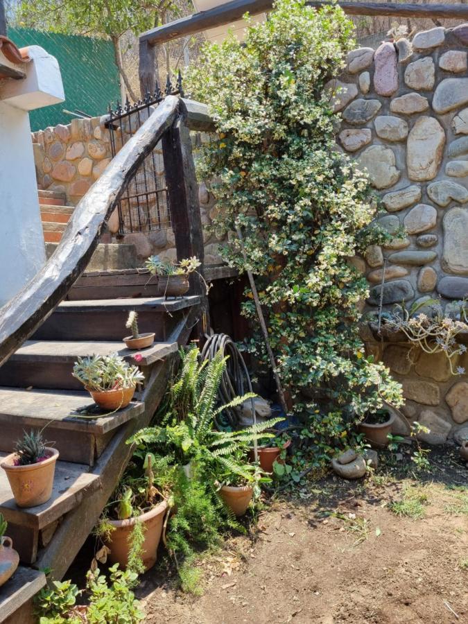 Hostal Las Rosas Salta Exteriör bild