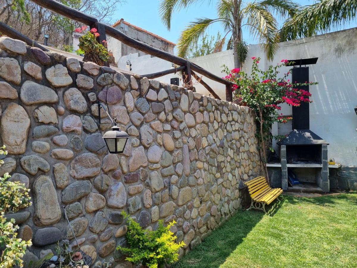 Hostal Las Rosas Salta Exteriör bild