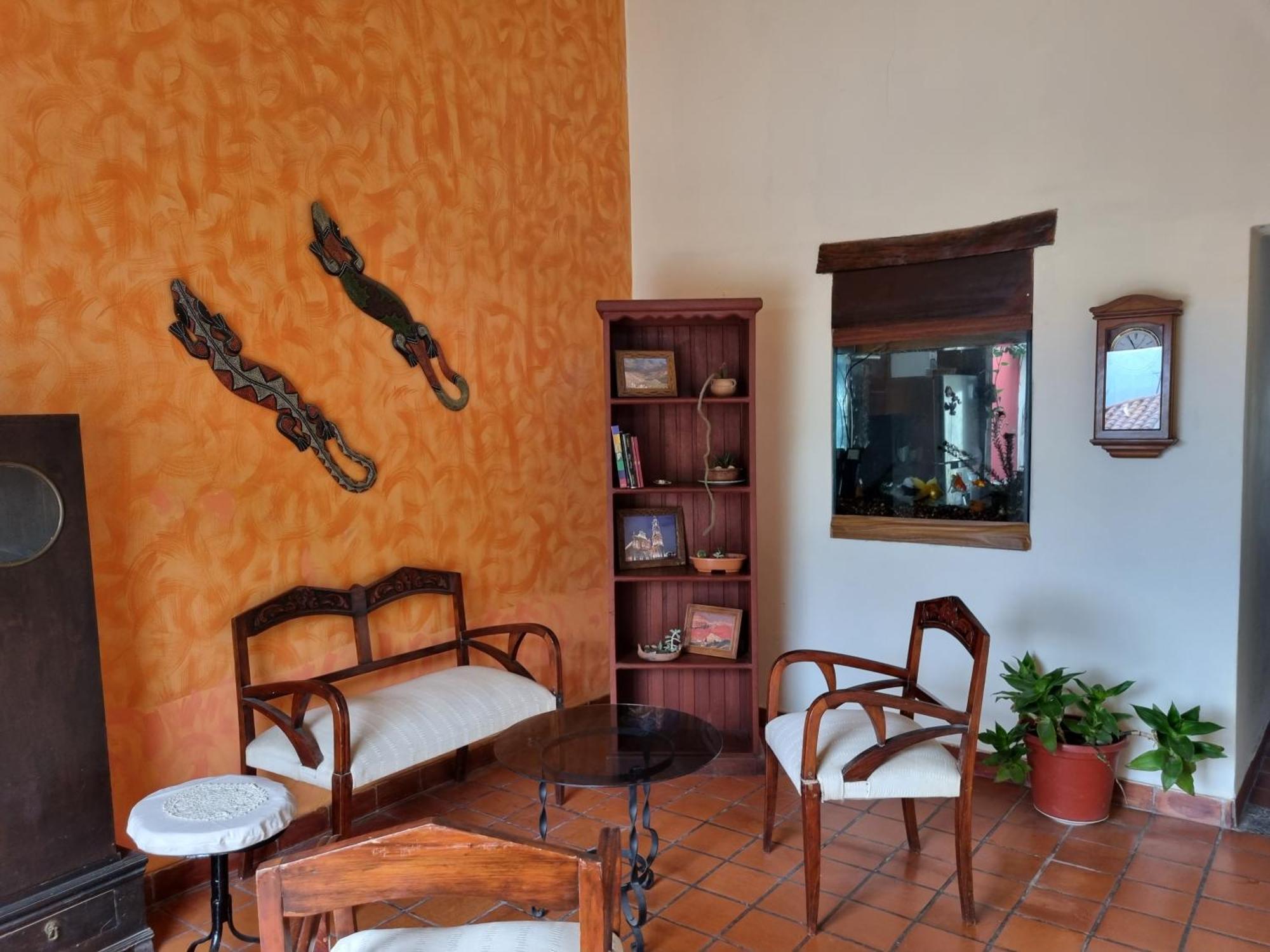 Hostal Las Rosas Salta Exteriör bild