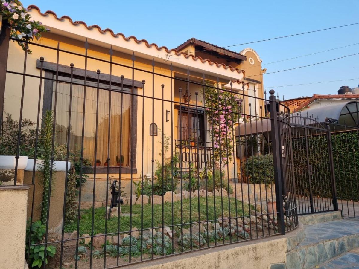 Hostal Las Rosas Salta Exteriör bild