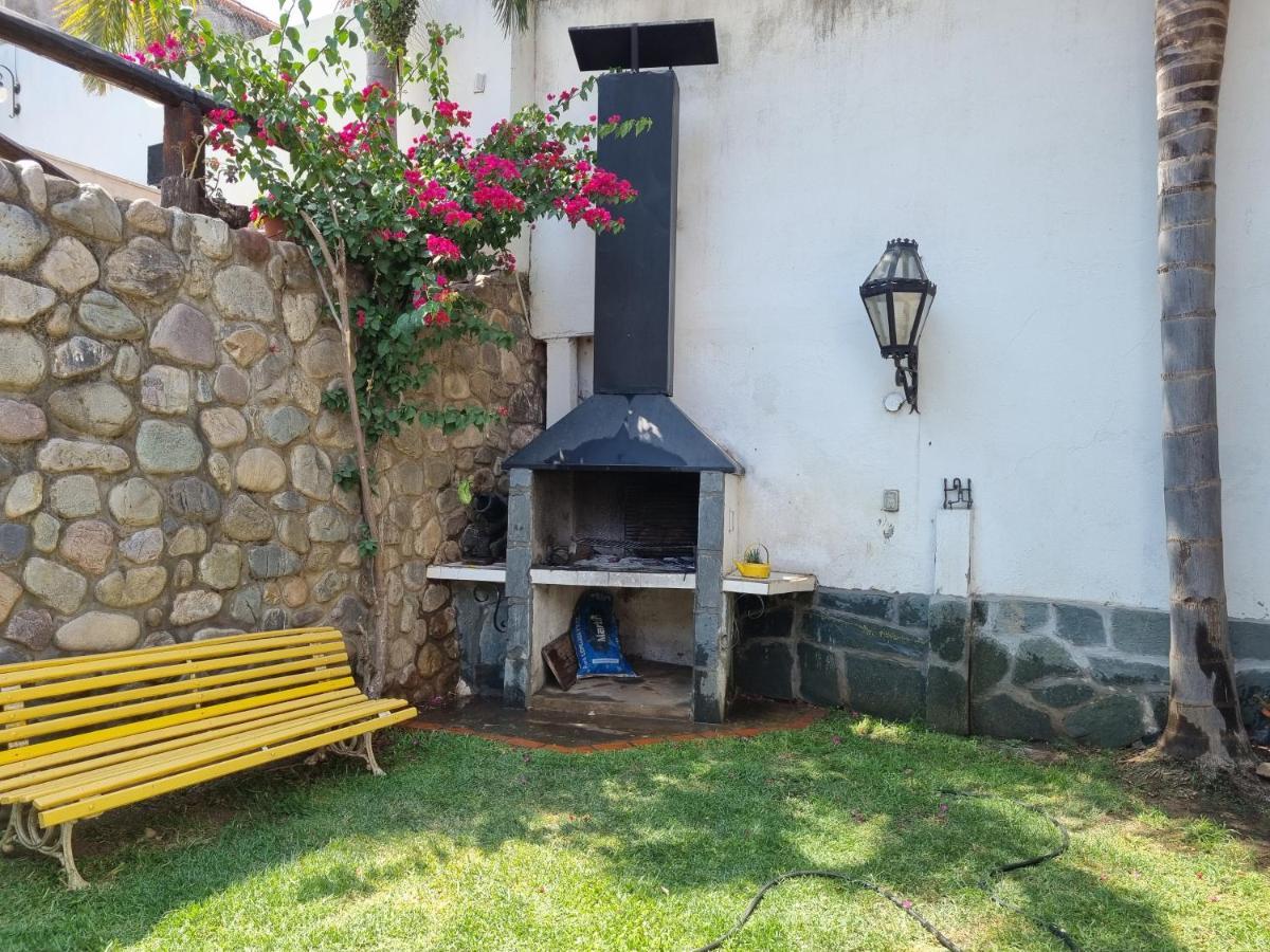 Hostal Las Rosas Salta Exteriör bild