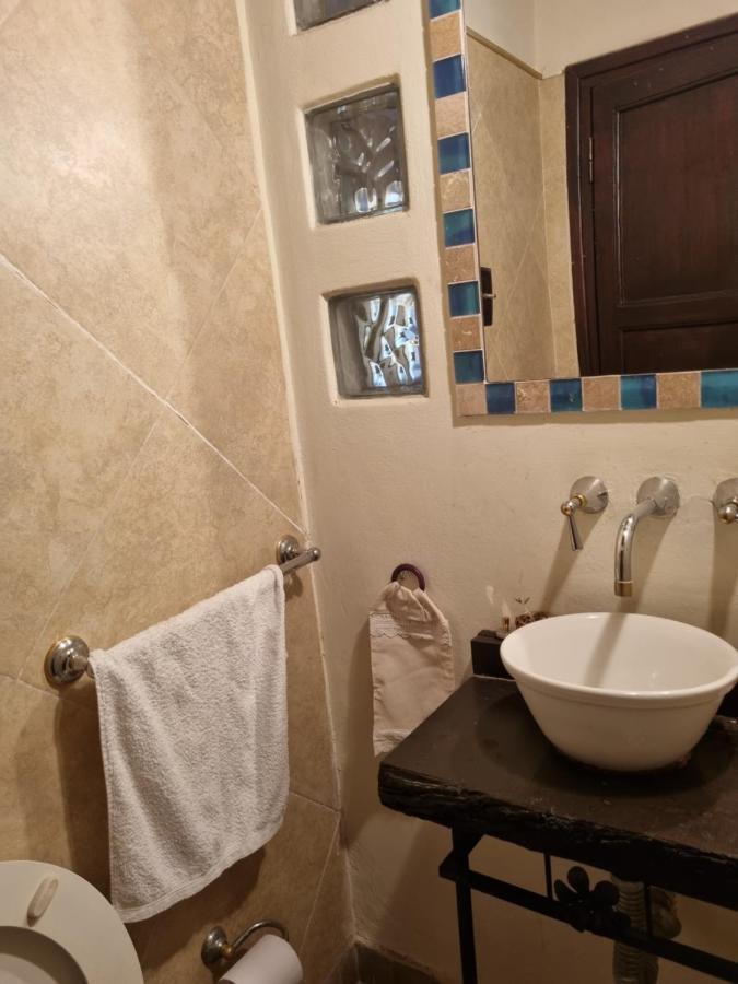 Hostal Las Rosas Salta Exteriör bild