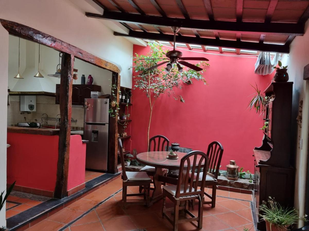 Hostal Las Rosas Salta Exteriör bild
