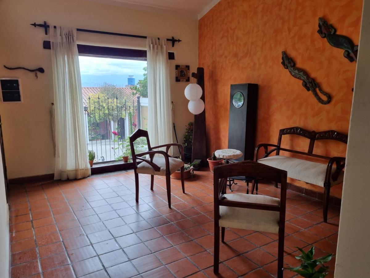Hostal Las Rosas Salta Exteriör bild