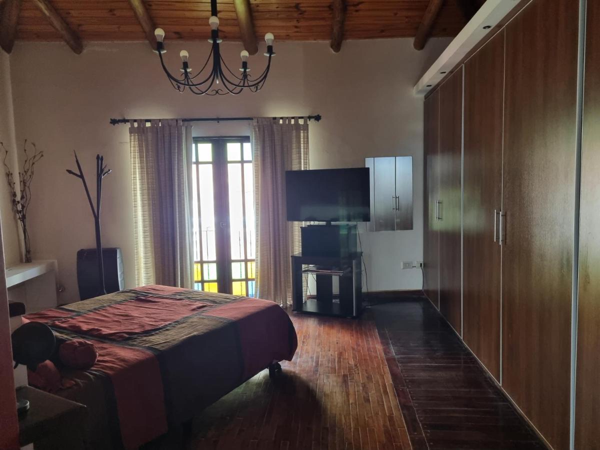 Hostal Las Rosas Salta Exteriör bild